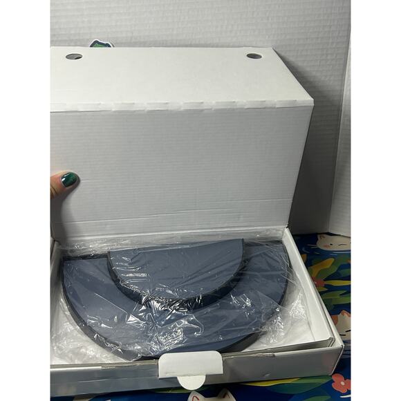 Swarovski Crystal Lion King Sunset Display #1075953 Stand With Box - Picture 10 of 12